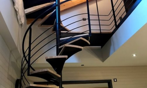 Fabrication de prestige escalier métal bois